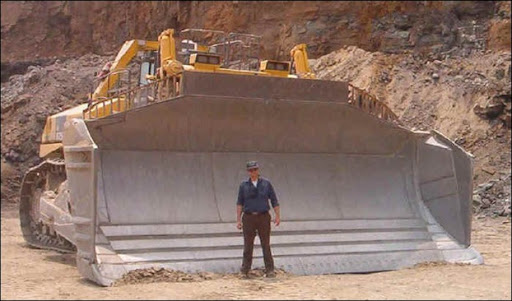largest cat bulldozer largest cat bulldozer